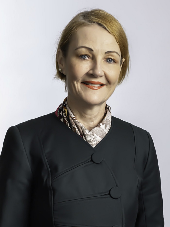 Jacqueline Kelly Jacqueline Kelly