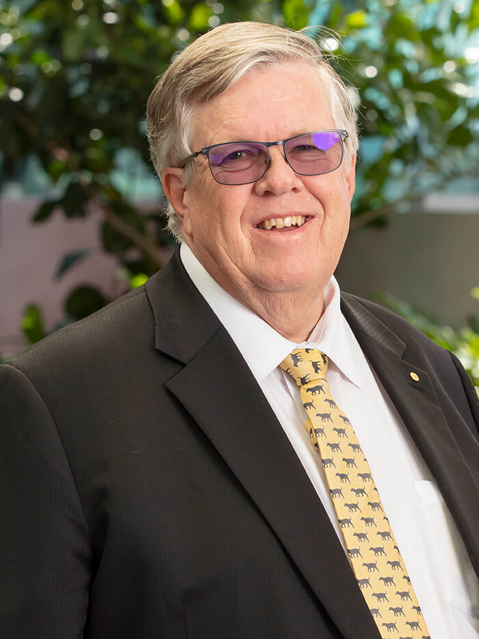 Myles McGregor-Lowndes OAM