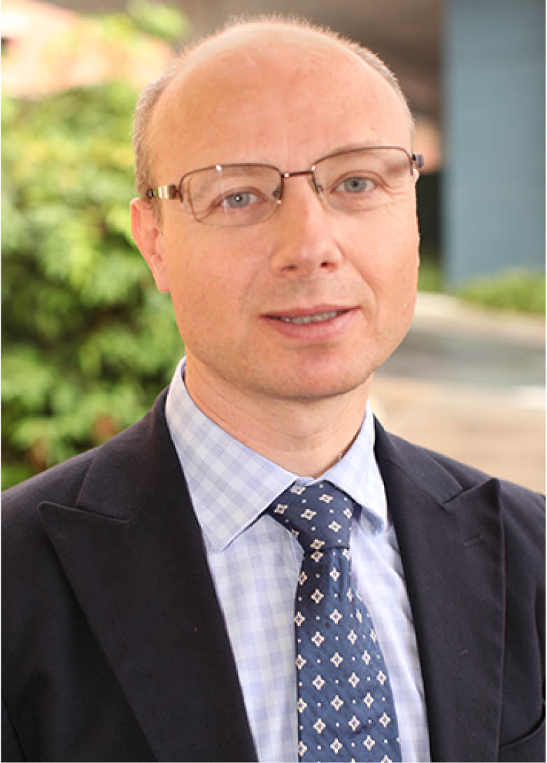 new-web-photo71CAEC80FF2Cjpg